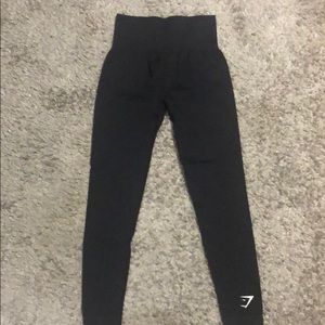 Used black gym shark work out leggings size small
